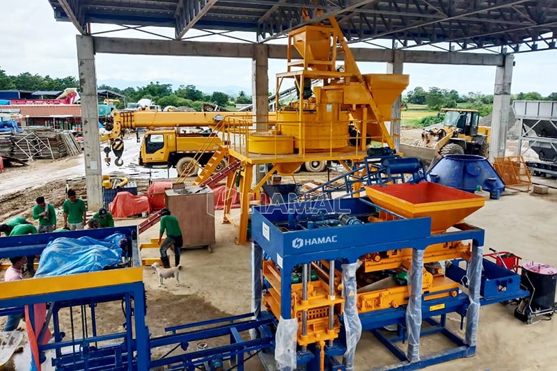 This QT6-15 hollow block machine was delivered to the Philippines in 2021. It was assembled and installed well at the end of 2021. This is our regular client who purchased machines from us for several times because of our quality and service. 