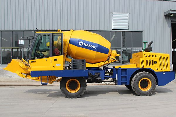 HMC260 Self-loading Concrete Mixer