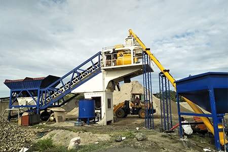 <strong><font color='#FF0000'>Mobile Concrete Batching Plant</font></strong>